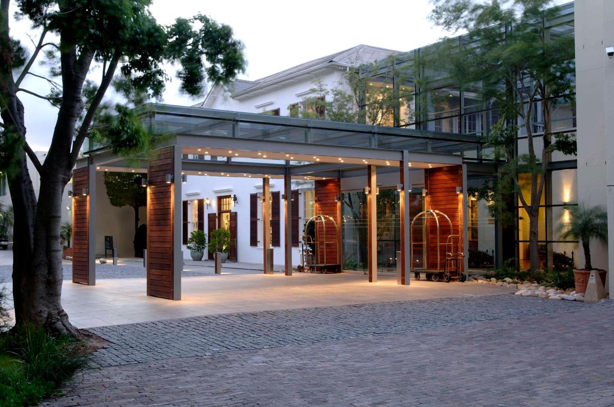 Vineyard Hotel Cape Town Exterior photo